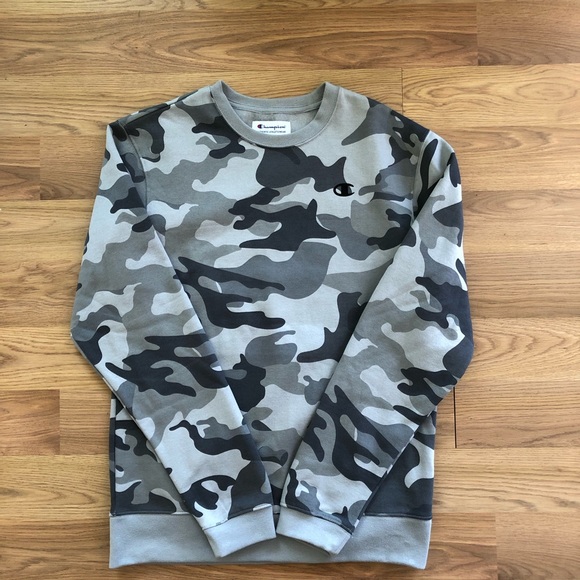 CHAMPION~ Men’s grey camo sweatshirt - Picture 2 of 10